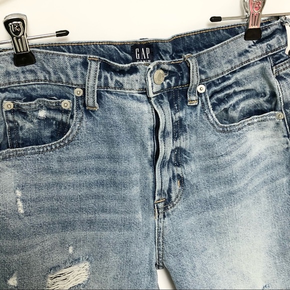Gap Distressed 7 Inch High Rise Jean Shorts Sz 26 - Picture 5 of 13